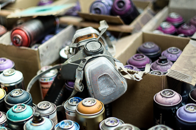 Astro's mask and cans