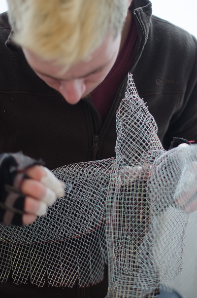 Inside Borondo's studio - Edoardo Tresoldi working on his metallic crows