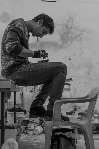 Inside Borondo's studio - Francesco Venturini working on Edoardo Tresoldi's wire birds