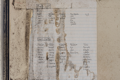 Food list and recipes on the fridge