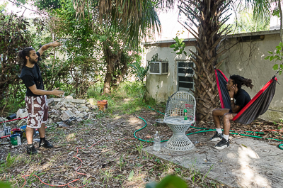 Conversation between Alex and Reggie